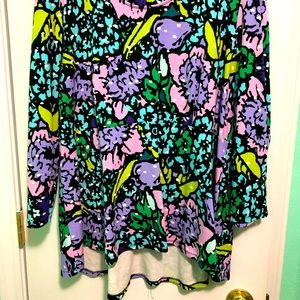 Melissa McCarthy peplum style blouse